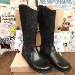Dr Martens 3b33 Black Side Zip Boot Various Sizes