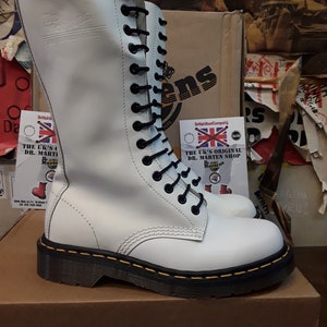 Botas dr outlet marti