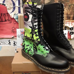 Dr Martens 1914 Black Manga Print Made in England Size 10