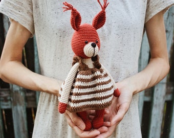 Squirrel, crochet squirrel, squirrel amigurumi, squirrel toy, squirrel doll