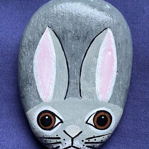 Bunny Painted Rock, Animal Painted Stone, Bunnies Home Decor and Gifts ...
