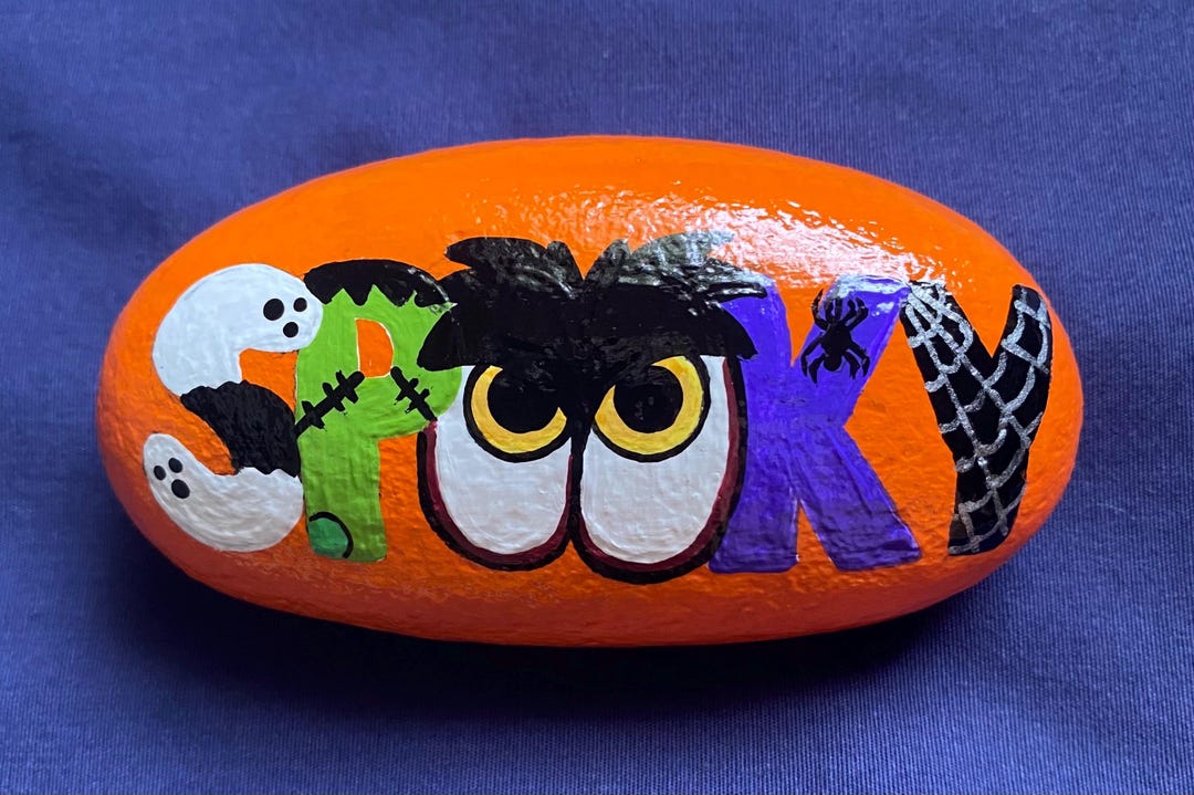 Halloween Painted Rock: Spooky Decor Stone - Etsy