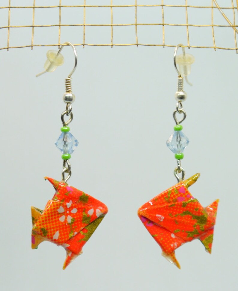 Boucles doreilles de petits poissons Orange