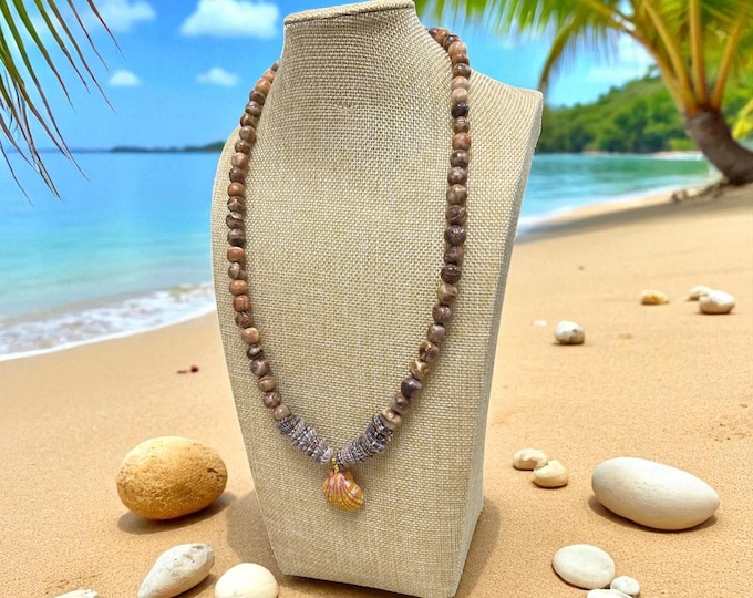 Featured listing image: Hawaiian Sunrise Shell False Opihi Sea Urchin Beads Necklace