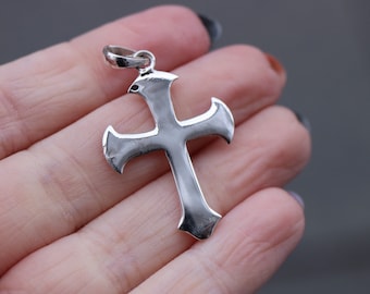 925 Sterling Silver Cross Pendant