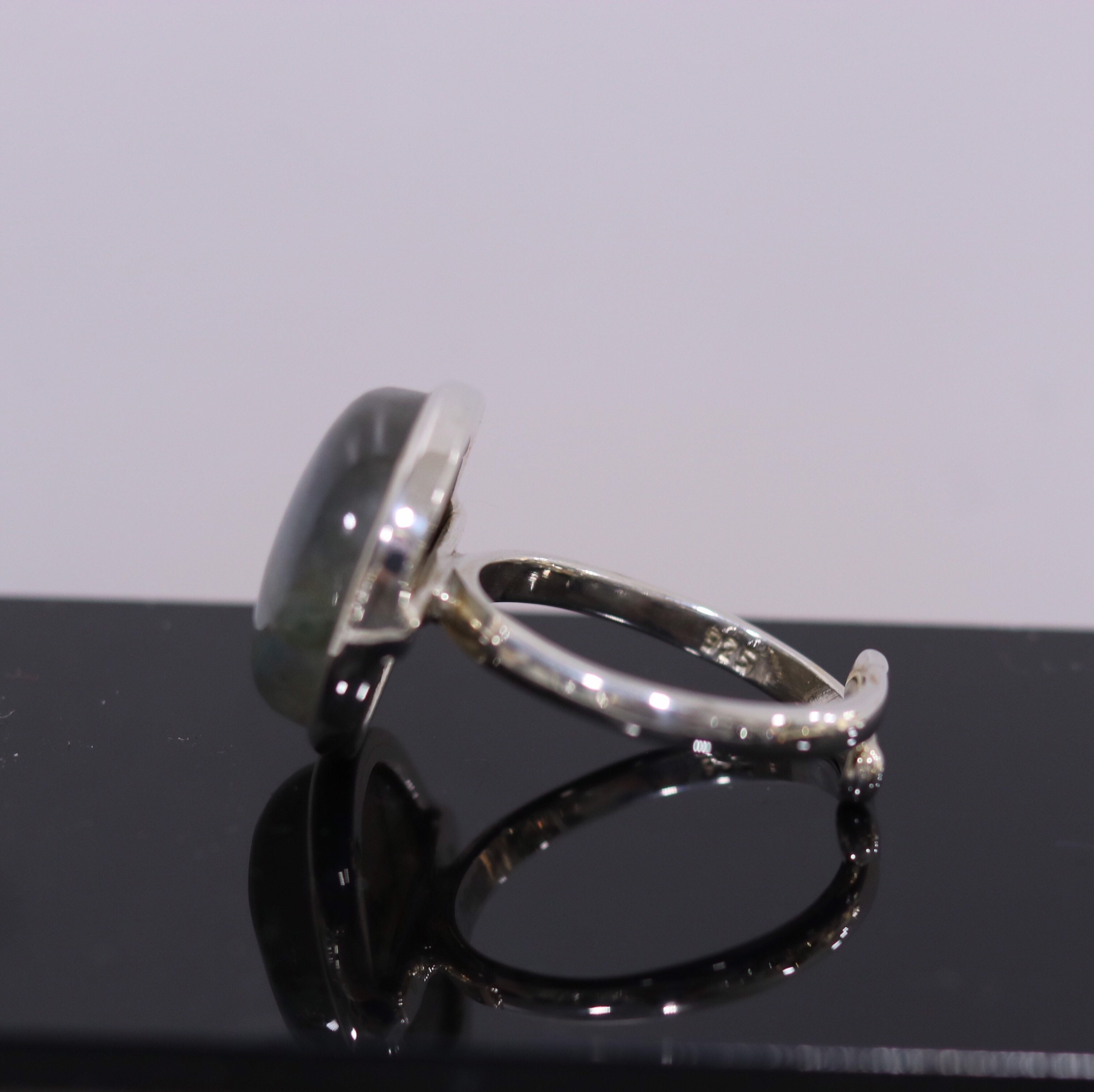 [New Arrivals]シルバー925リング-21号 Labradorite New Arrivals]シルバー925リング-21号 Labradorite