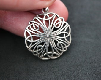 Celtic Trinity Knot Pendant | 925 Sterling Silver