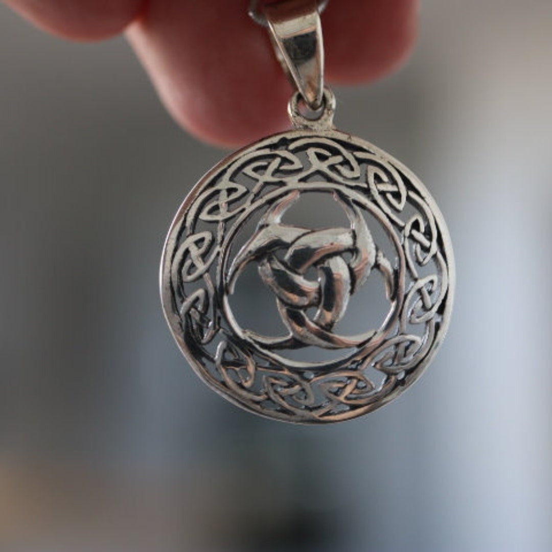 Celtic Knot Pendant | 925 Sterling Silver - Etsy