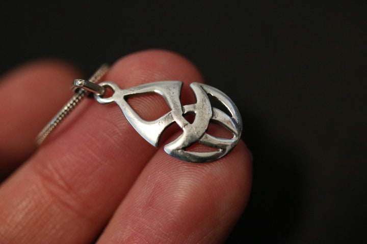 Flpruy ウィッチーズノットリング 925スターリングシルバー アワビケルトノットリング ウィッカジュエリー アイリッシュジュエリーギフト レディース ガール シルバー925 ノットリングの通販