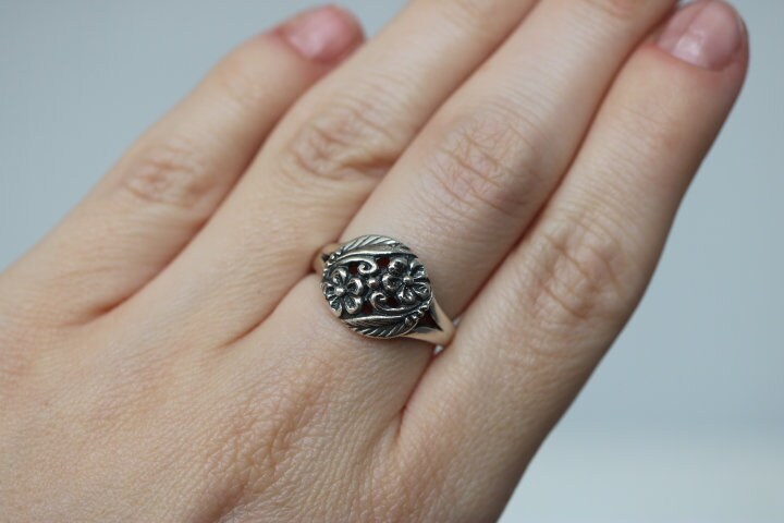 925 Sterling Silver Flower Design Ring - Etsy