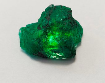 Natural Green Emerald Zambia Rough Loose Gemstone R88-2