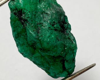 Natural Green Emerald Colombian Rough Loose Gemstone H22-6