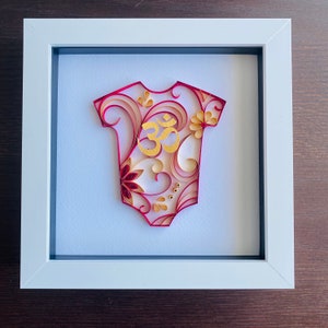 Quilled rosso e oro Nuovo bambino Cresci il mio primo regalo Diwali - con Aum/Om