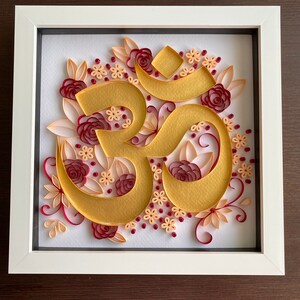 Rosso e oro con Aum/Om - regalo Diwali