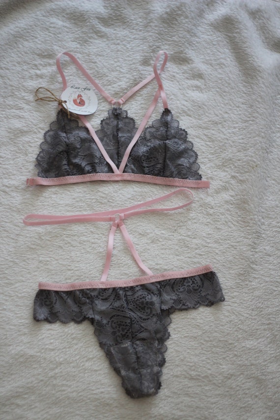 grey bra and pants set