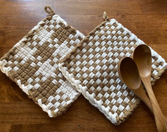 Soup for Two Handmade Potholder and Wood Spoon Gift Set (Ochre and Cream)