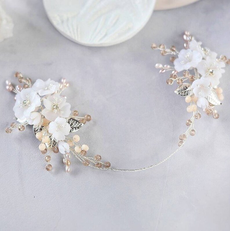 Wedding headpiece Wedding hair piece Bridal hair clip Flower headpiece Flower hair vine Wedding hair accessories Bridal comb Bride hair comb