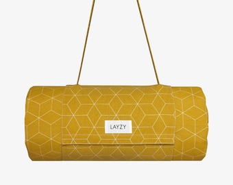 Cotton picnic blanket. GEO MUSTARD