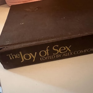 Bundle of Two Vintage Books
