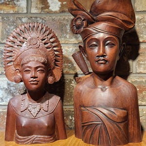 Pair Indonesia Balinese Wood Carving Warrior Goddess and Warrior