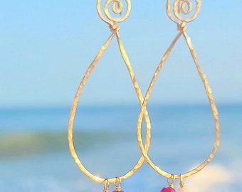 Gold Teardrop Pearl Earrings, Pearl Earrings, Swirl Earrings, Hammered Jewelry, Boho Luxe Earrings, Presence Jewelry, Teardrop Earrings