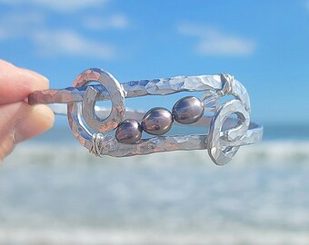 Jeweled Wave Bangle Bracelet, Hammered Jewelry, Wire Wrapped, Boho Bracelet, Handcrafted Jewelry, Presence Jewelry, Artisan Jewelry