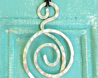 Drop Swirl Pendant Necklace