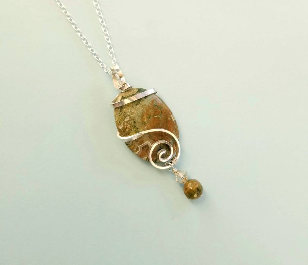 Collier Pendentif Rhodochrosite - Pierre Martelée Enveloppée De Fil Argent Sterling - Bijou BUTW