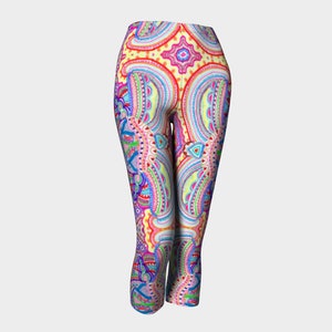 Woodstock Capris - Ships Free! ++N