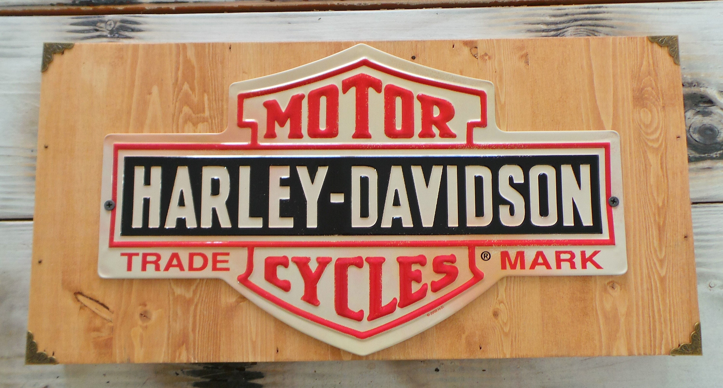 HARLEY Davidson 木製　看板 Harley Davidson ハーレーダビッドソン 木製看板 アロー ウッド
