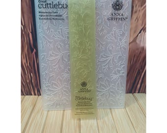 Cricut Cuttlebug Anna Griffin Honeysuckle Vines Embossing Folder Border Set OOP
