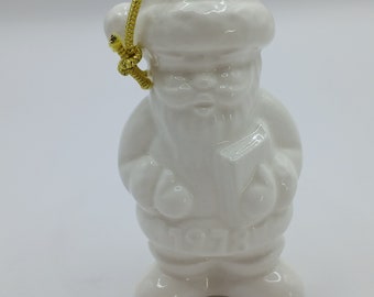 Goebel Whiteware Santa Claus Christmas Ornament, 1978, Excellent Vintage Condition #goebel #hummel #santaclaus #christmas #ornament