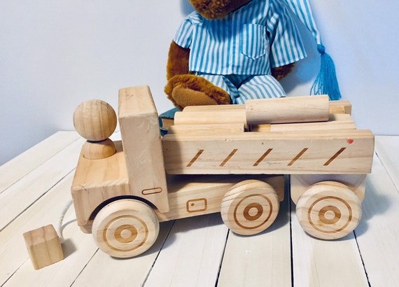 log hauler toy truck