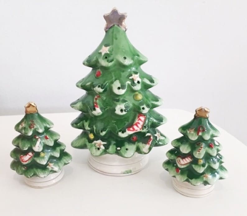 Christmas tree dishes, Christmas Trees shakers Christmas tree spice shakers Christmas Tree salt and pepper shakers