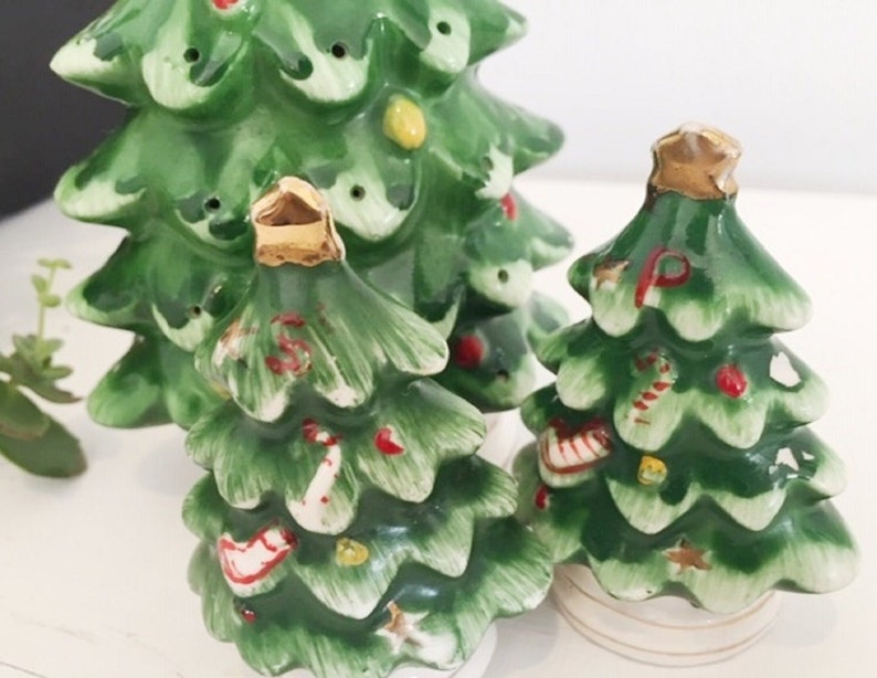 Christmas tree dishes, Christmas Trees shakers Christmas tree spice shakers Christmas Tree salt and pepper shakers