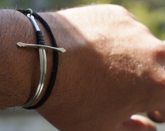 King&#39;s Sword Bracelet