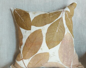 Funda de cojín de lino / estampado vegetal / ecoprint / hojas de nogal / pieza única