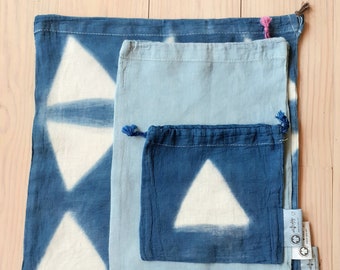 Set of 3 bulk bags dyed with Indigo TRIANGLES