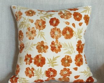 Funda de cojín de lino / estampado vegetal / ecoprint / flores cosmos / pieza única