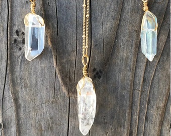 Cuarzo / Cristal de Cuarzo / Colgante de Chakra / Cuarzo Transparente / Colgante de Cristal de Cuarzo / Collar de Cristal de Cuarzo / Relleno de Oro