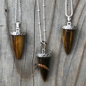 Tigers Eye Necklace / Tigers Eye Pendant / Tigers Eye Jewelry / Stone of Protection / Silver Tigers Eye Necklace / Sterling Silver