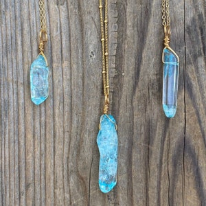 Chakra Sieraden / Helder Blauw Kwarts Kristal / Helder Blauw Kwarts / Kwartskristal Hanger / Kwartskristal Ketting / Goud Gevuld