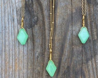 Joyería Chakra / Aventurina / Colgante de Aventurina / Collar de Aventurina / Delicada Aventurina diamante / Joyería de Aventurina / Relleno de oro