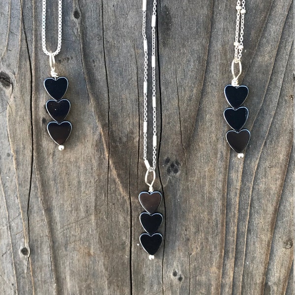 Hematita / Corazón de hematita / Collar de hematita / Colgante de hematita / Hematita delicada / Joyería Chakra / Plata de ley