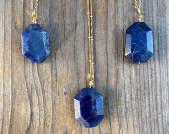 Chakra Jewelry / Sodalite / Sodalite Pendant / Sodalite Necklace / Sodalite Pendant / Sodalite Jewelry / Gold Filled