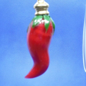 red glass pepper fan pull
