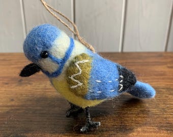Felted Blue Tit, Needlefelted  Blue Tit Hanging Decoration, Garden Bird Decoration, Blue Tit Ornament, Garden Lovers Gift, Felted British Bi