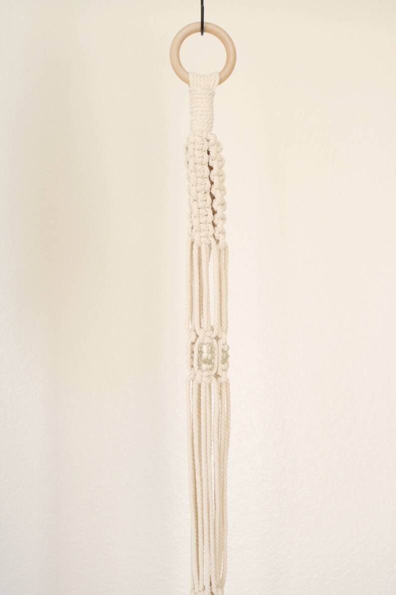 Meadow Plant Hanger with Flower Resin Beads