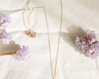 Seashell Necklace / Jewelry / Dainty Gold Necklace