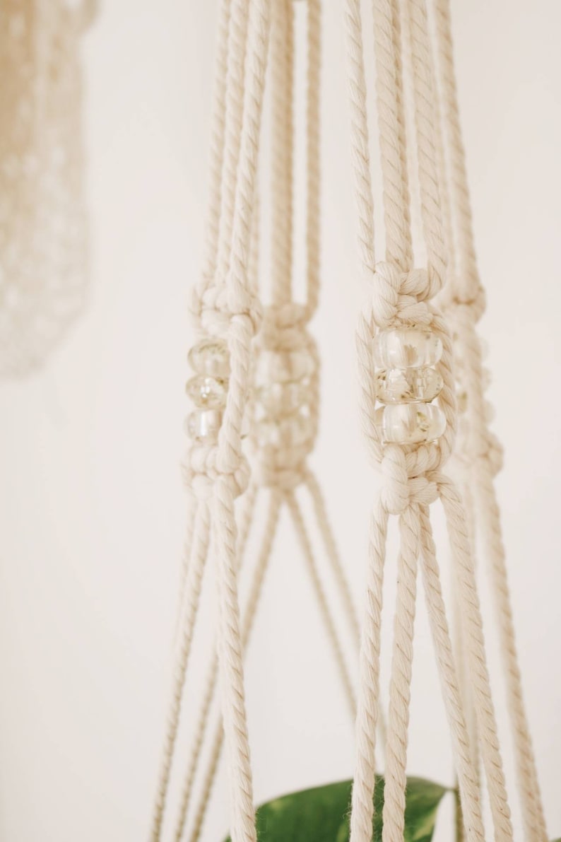 Meadow Plant Hanger with Flower Resin Beads
